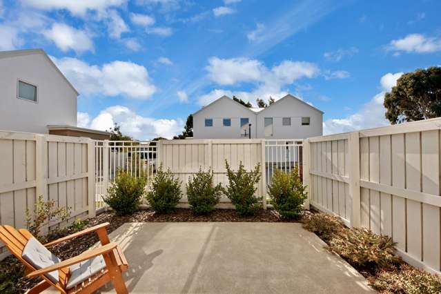 6/24 Dampier Street Woolston_4