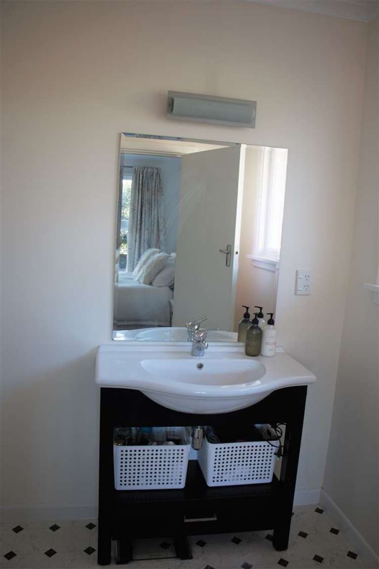 38 Reid Crescent Allenton_14