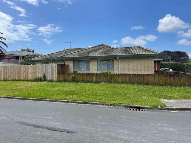 2 Wheaton Place Glen Eden_1