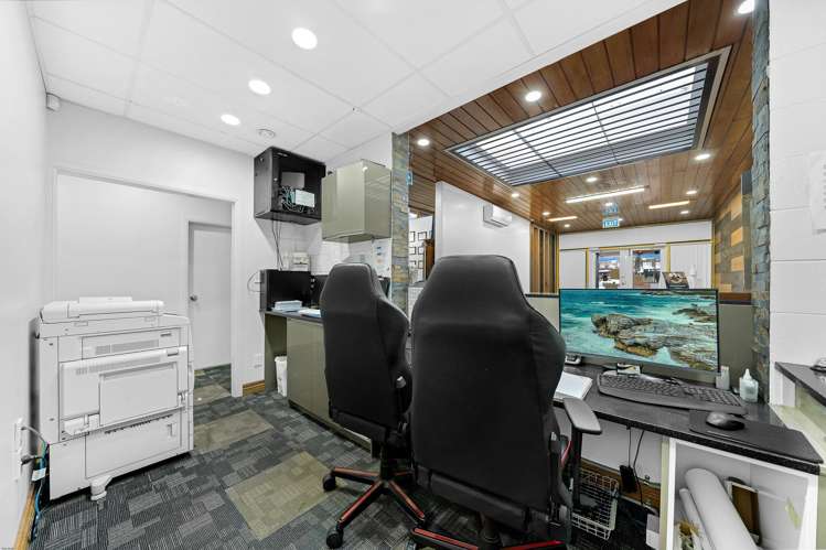 3089 Great North Road New Lynn_11