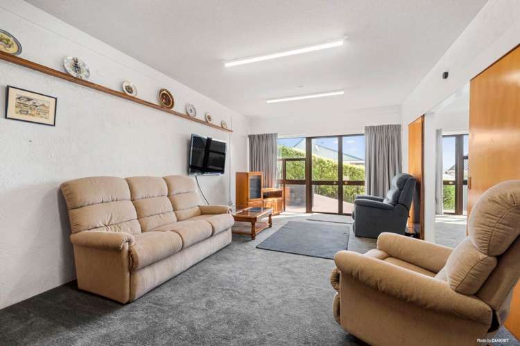 17 Hadfield Street Beach Haven_9