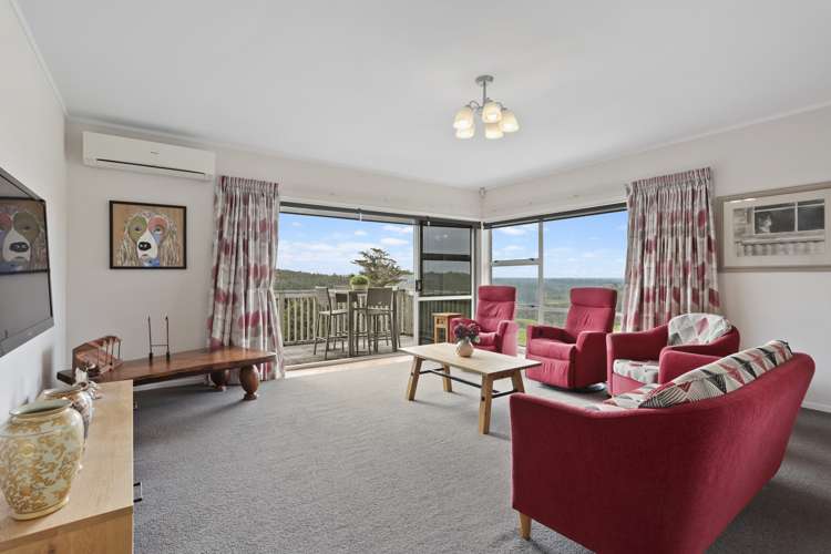 267 Forest Hill Road Waiatarua_8