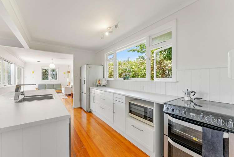 41 Cumming Street Okato_4