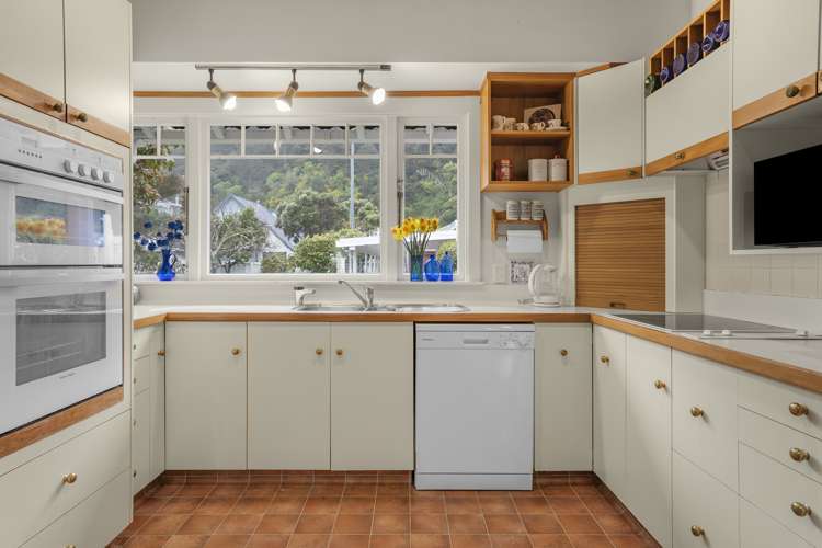 120 Muritai Road Eastbourne_15