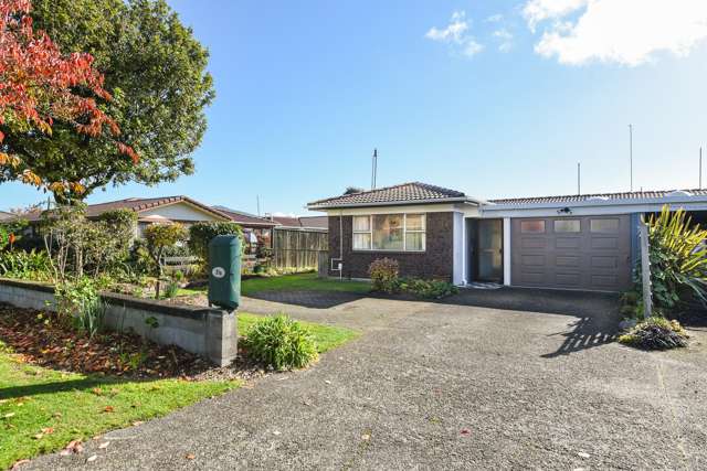 Location Location – Tidy Townhouse