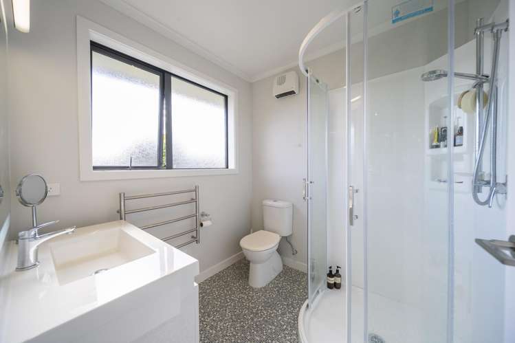 60 Lawson Burrows Crescent Te Anau_14