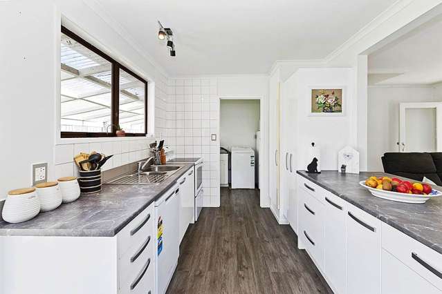 4 Capricorn Place Glen Eden_3