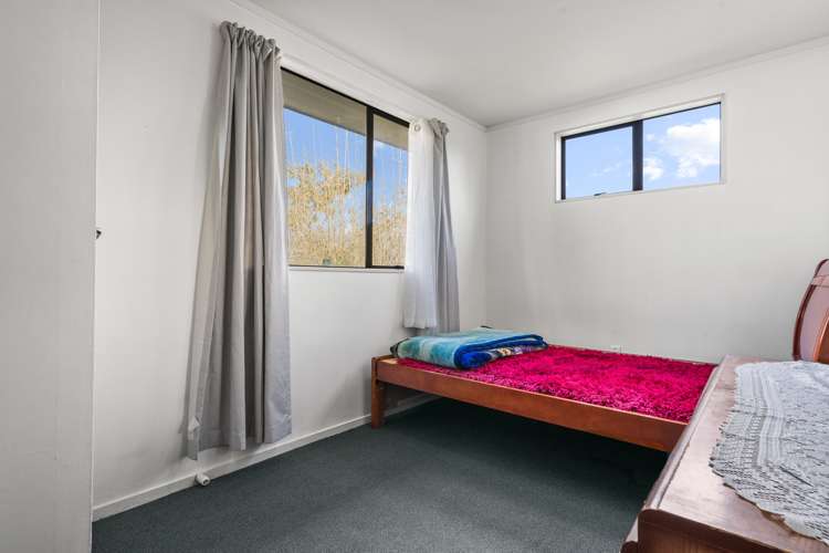 2/61 Mcannalley Street Manurewa_7