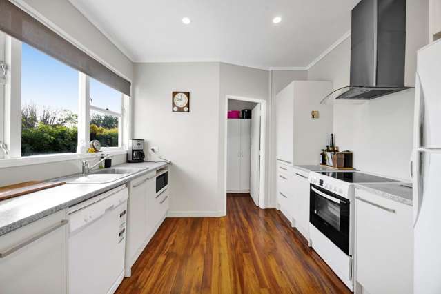 8 Edinburgh Street Patea_2