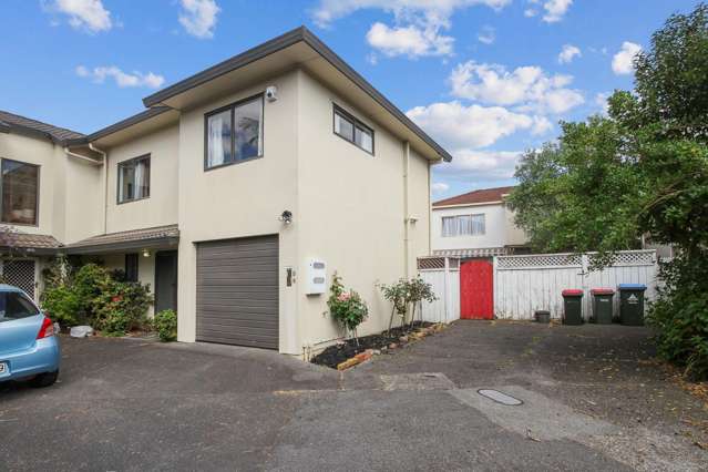 8B/13 Harrison Road Mount Wellington_1