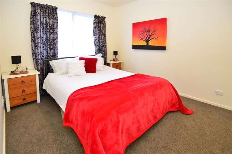 64a Scott Road Stanmore Bay_12