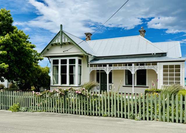 A Gracious Victorian Landmark with Heart