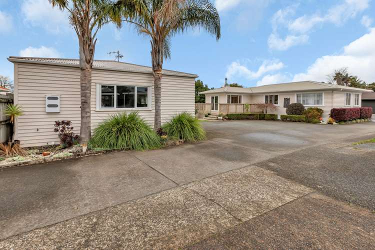 10 Puriri Park Road Maunu_1