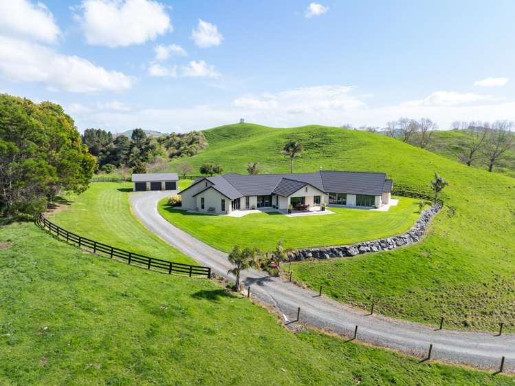 236 Taotaoroa Road_0