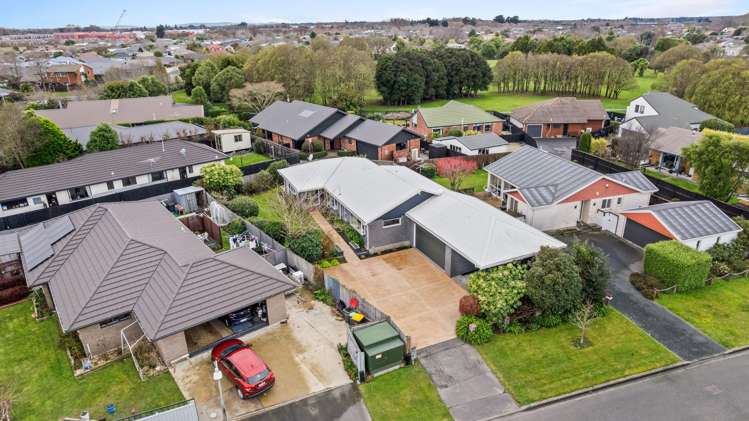 3 Pyatt Place Redwood_22