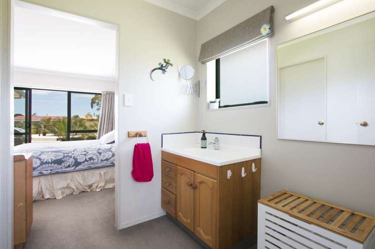 13 Potu Road Hauraki Surrounds_12