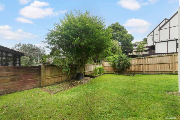 2/6 Wilkinson Way Browns Bay_20