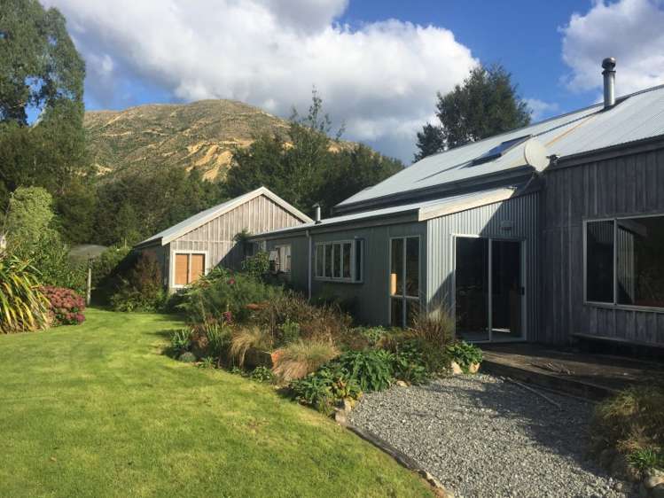 750 Wakamarina Road Havelock_10