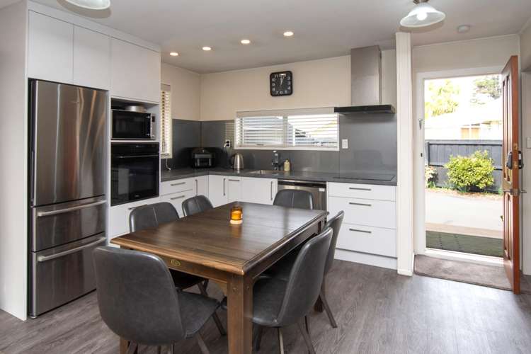 20 Leonie Place_7