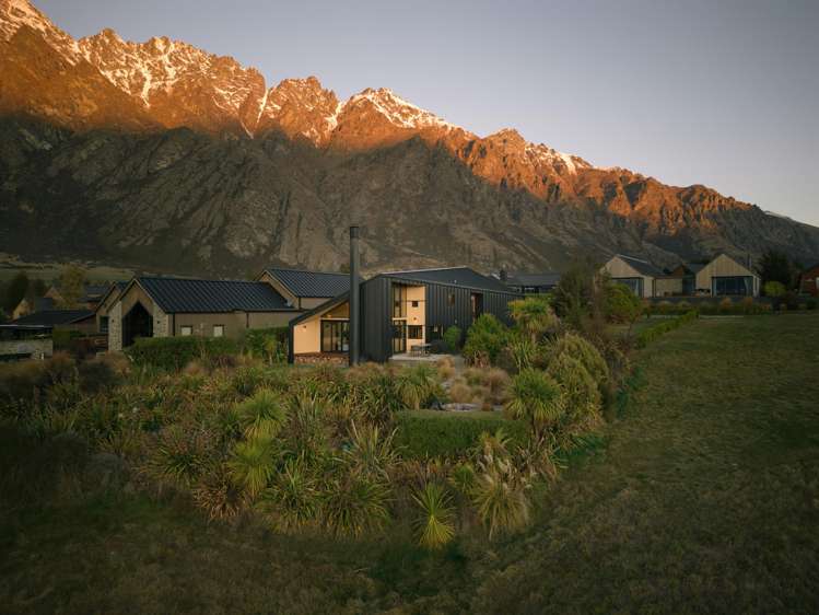 14 Caithness Court Jacks Point_10