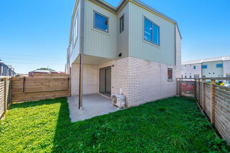 65 Te Ara Wai Mangere East_6