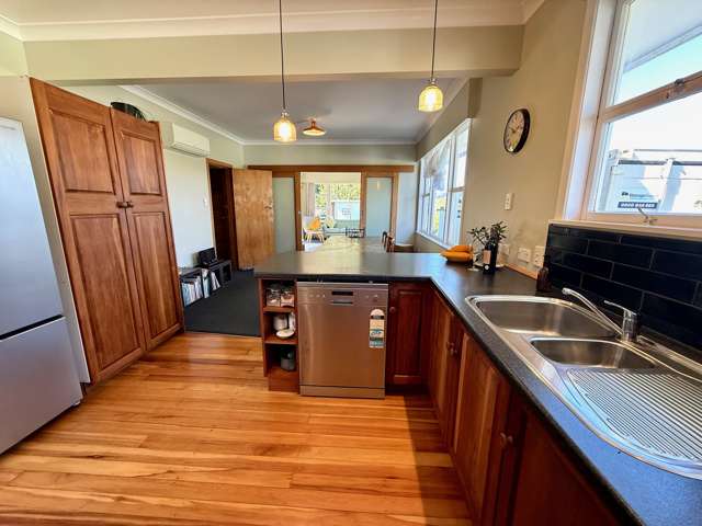 24 Wrights Road Raglan_4