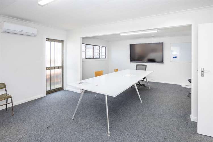 140 Collins Road Melville_3