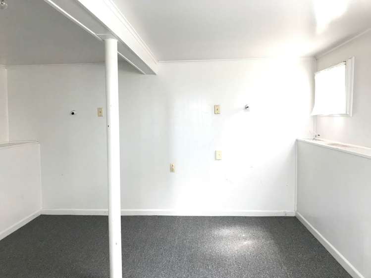 7 Laings Road Bucklands Beach_12