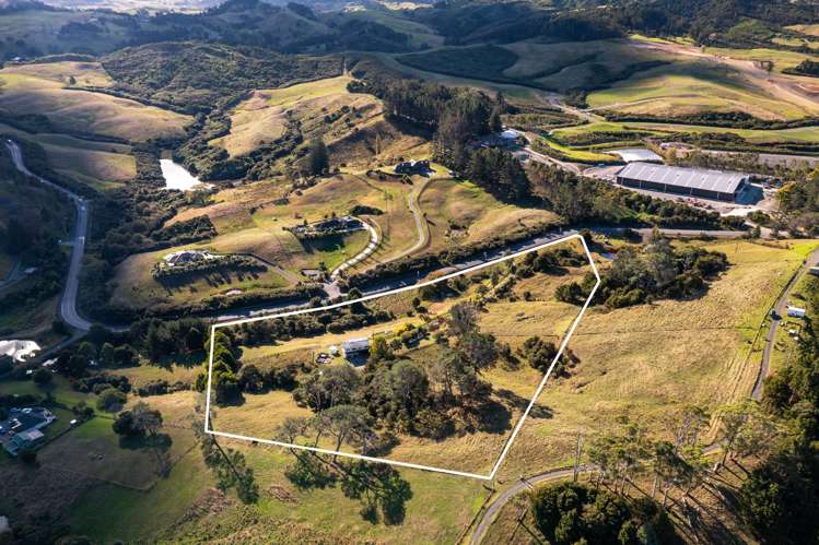 896 Haruru Road Wainui_23