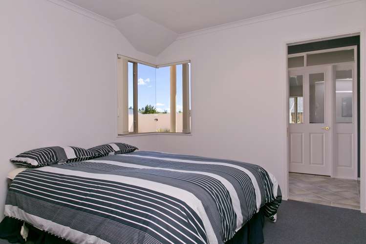 32 Kinder Street Acacia Bay_18