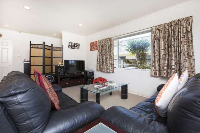 182a Botany Road Botany Downs_1