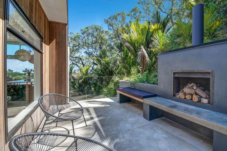 167 Motutara Road Muriwai_9