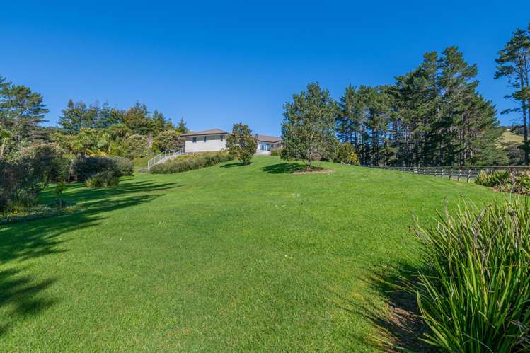 45 Manuka Grove Helensville_26