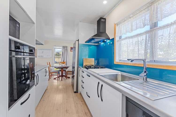 15 Dillon Crescent Clover Park_5