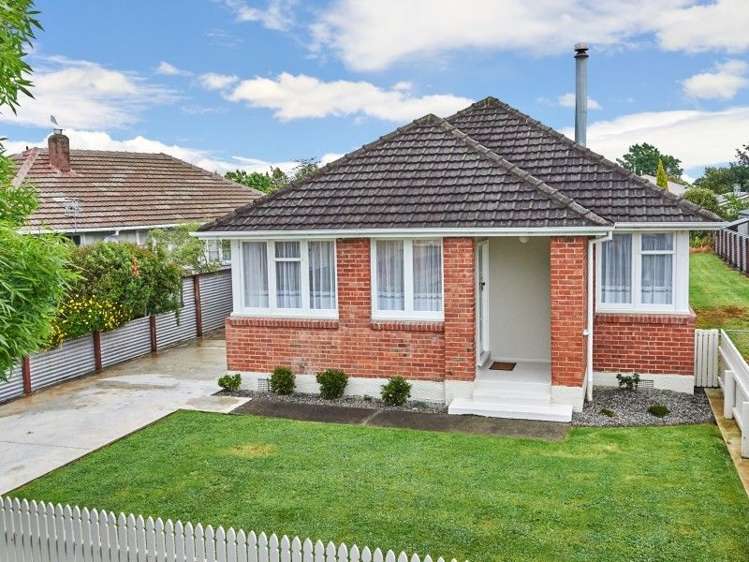 10 Leicester Street Terrace End_0