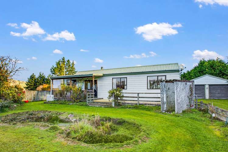 83 Hazeldine Road Waikaia_13