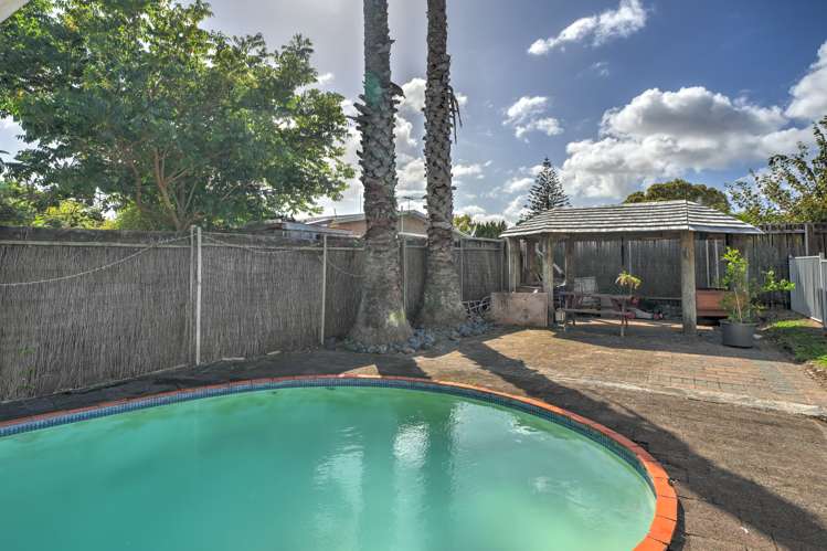 10 Sealand Place Mangere Bridge_31