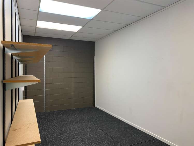Front Right Tenancy, 109 Rostrevor Street Hamilton Central_3
