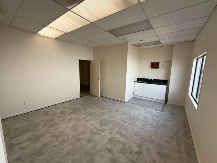 5-9 Washington Way Sydenham_9