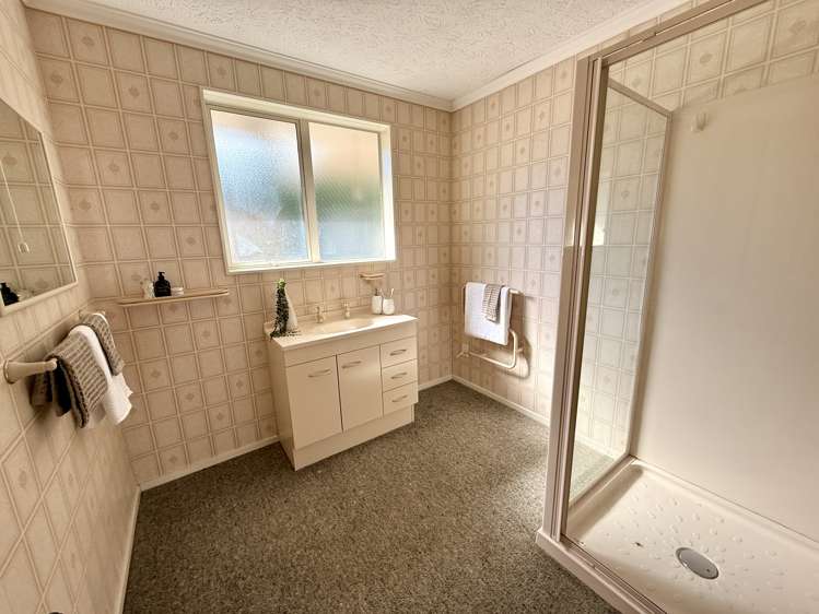 64 Maitland Street Strathern_27