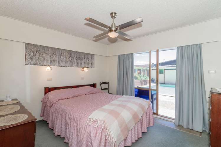 6 Konini Crescent Pirimai_8