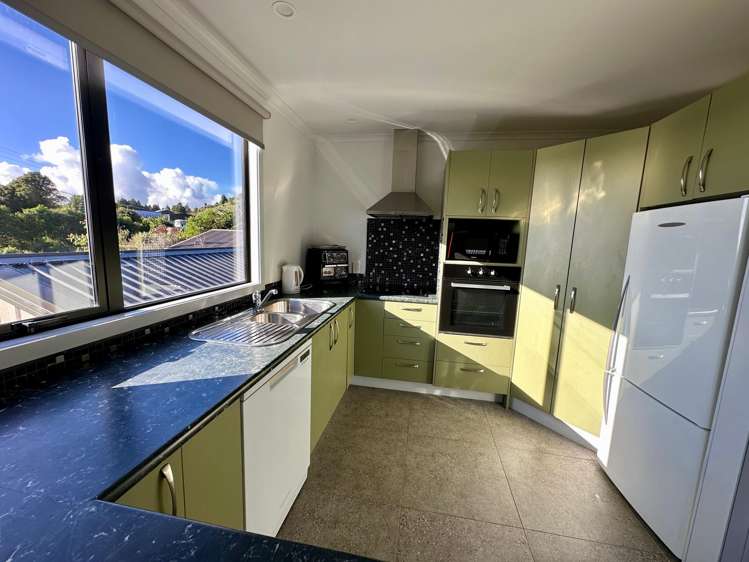 4 Horncastle Crescent Little Wanganui_5