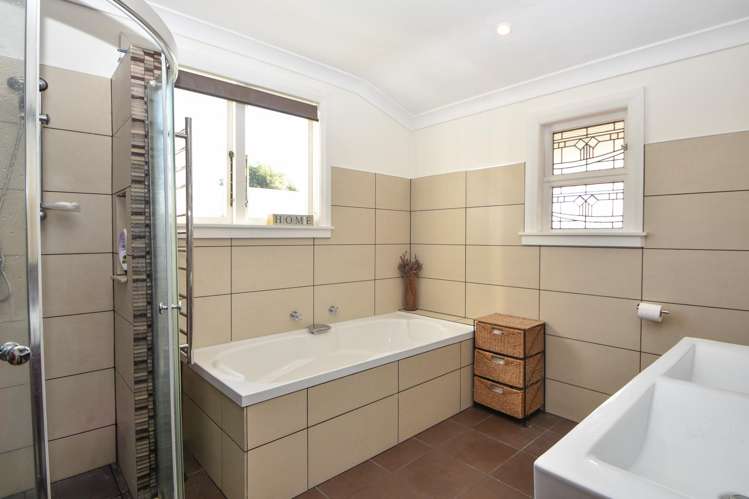 24 Hilton Road Carterton_13