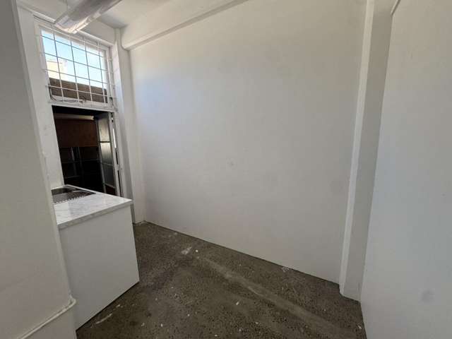 Shop 2, 22 Raumati Road Raumati Beach_3