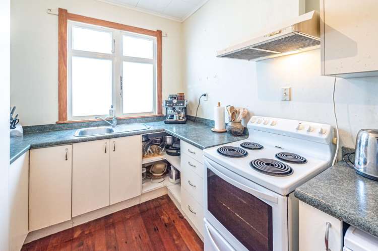 12 Plymouth Street Wanganui Central_13