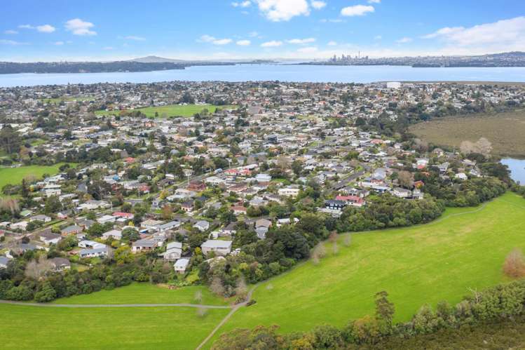 17 Taioma Crescent Te Atatu Peninsula_17