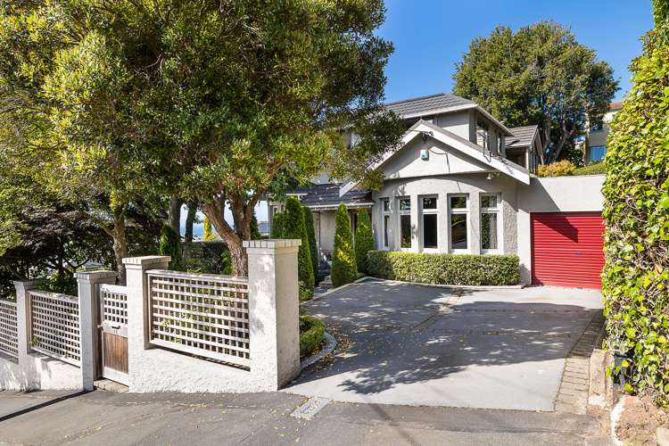 14 Garfield Avenue Roslyn_25