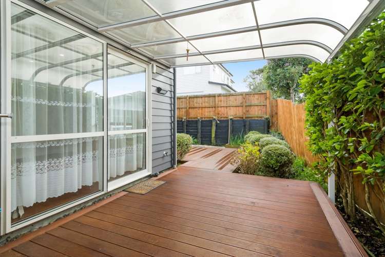 5 Lyttelton Avenue Forrest Hill_17