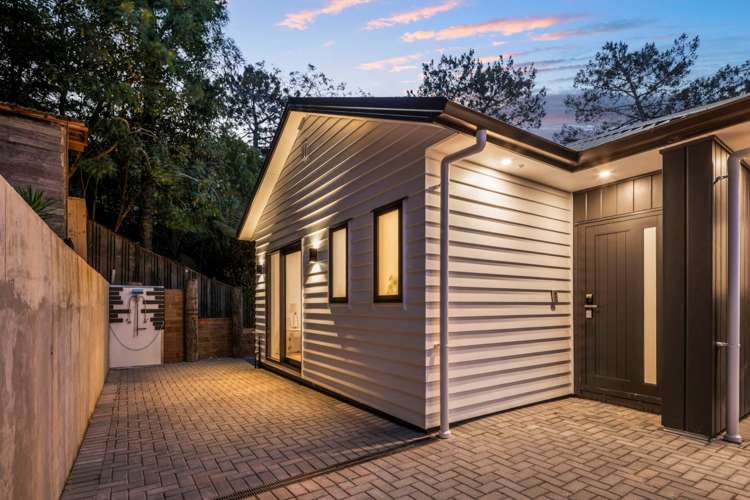 5B Saddleback Rise Murrays Bay_14