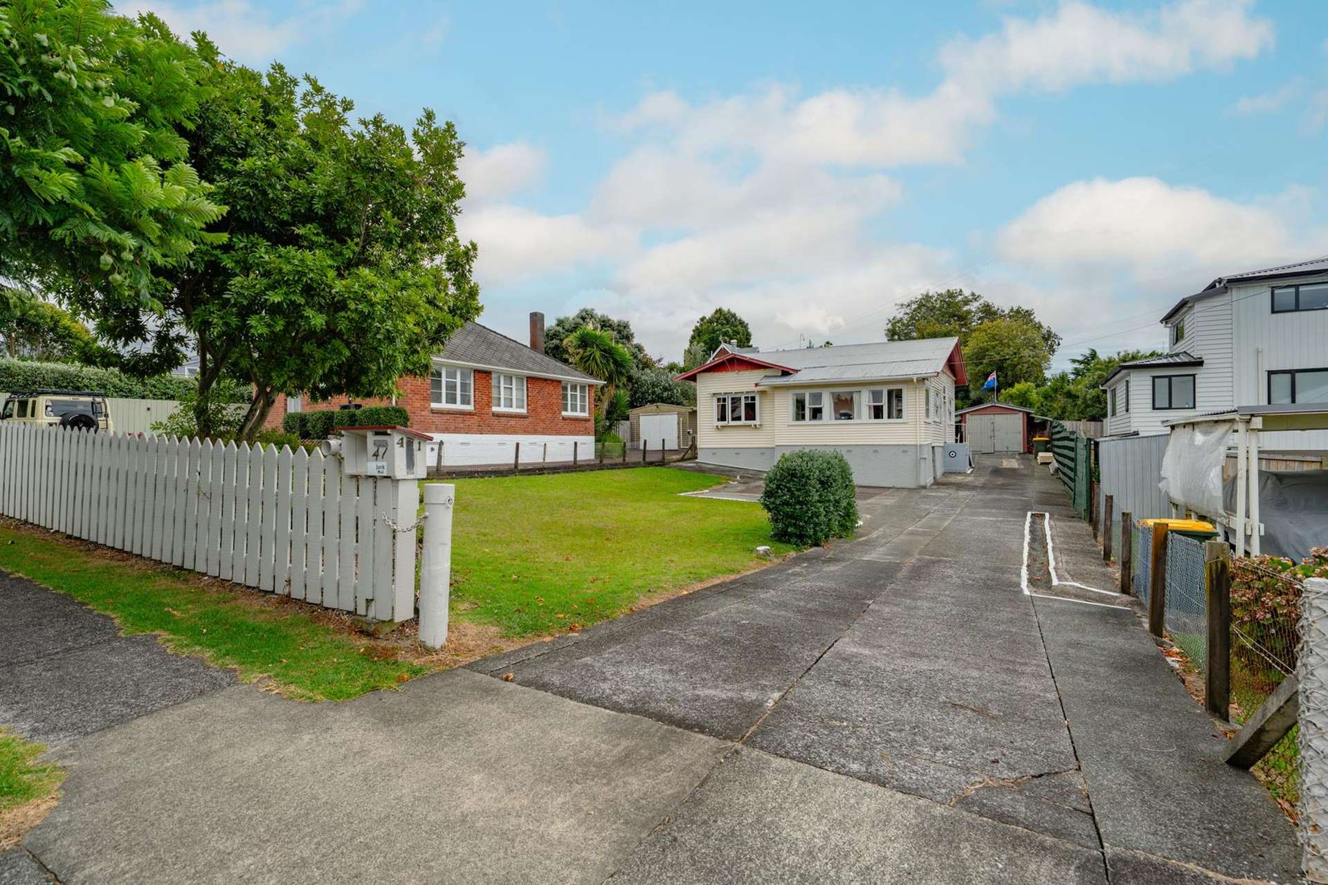 41 Hutchinson Avenue New Lynn_0